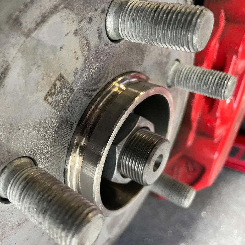 Why some Tesla wheels are identified as 71-64.1 mm centerbore ?