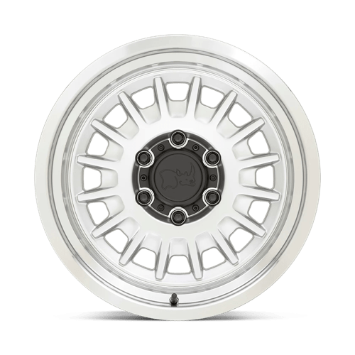 Black Rhino Aliso 16x8 6x139.7 0 106.1 Argent brillant avec visage et lèvres coupés miroir