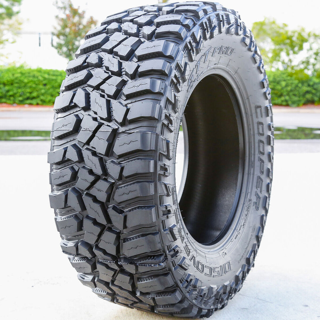 Cooper Discoverer STT PRO 33X/12.5R15 108Q LRC 6P LT Summer Tire