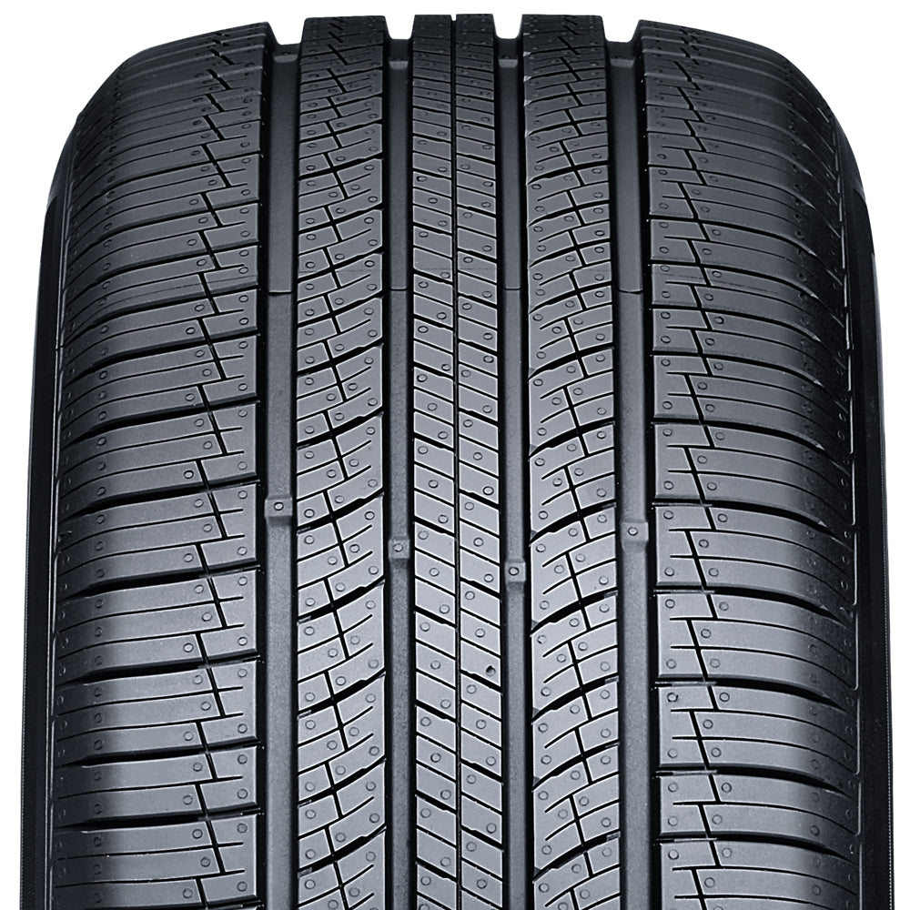 Nexen Roadian GTX 275/45R21 110W XL All Season Tire
