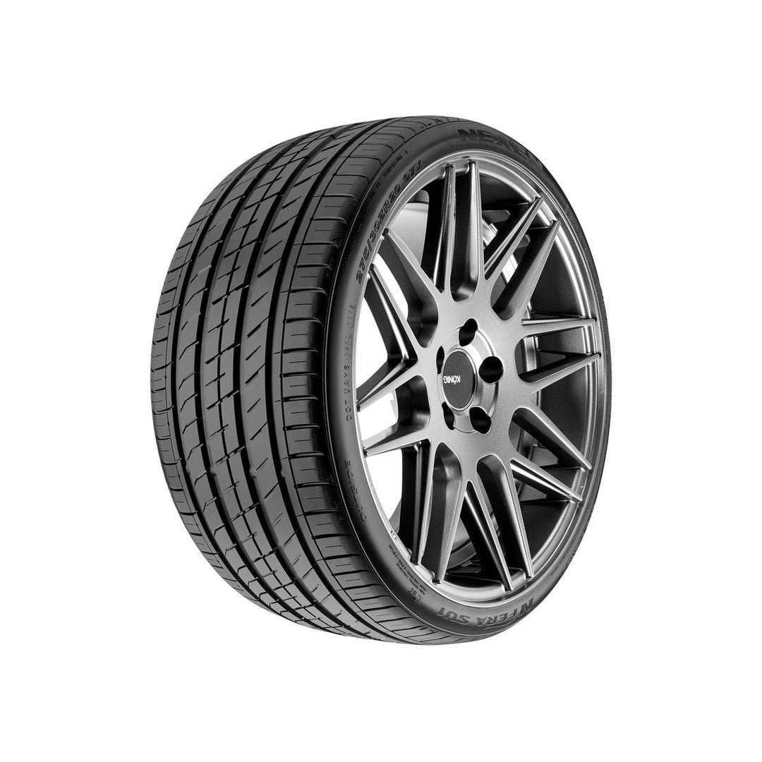 Nexen N'Fera SU1 225/35R20 90Y Summer Tire