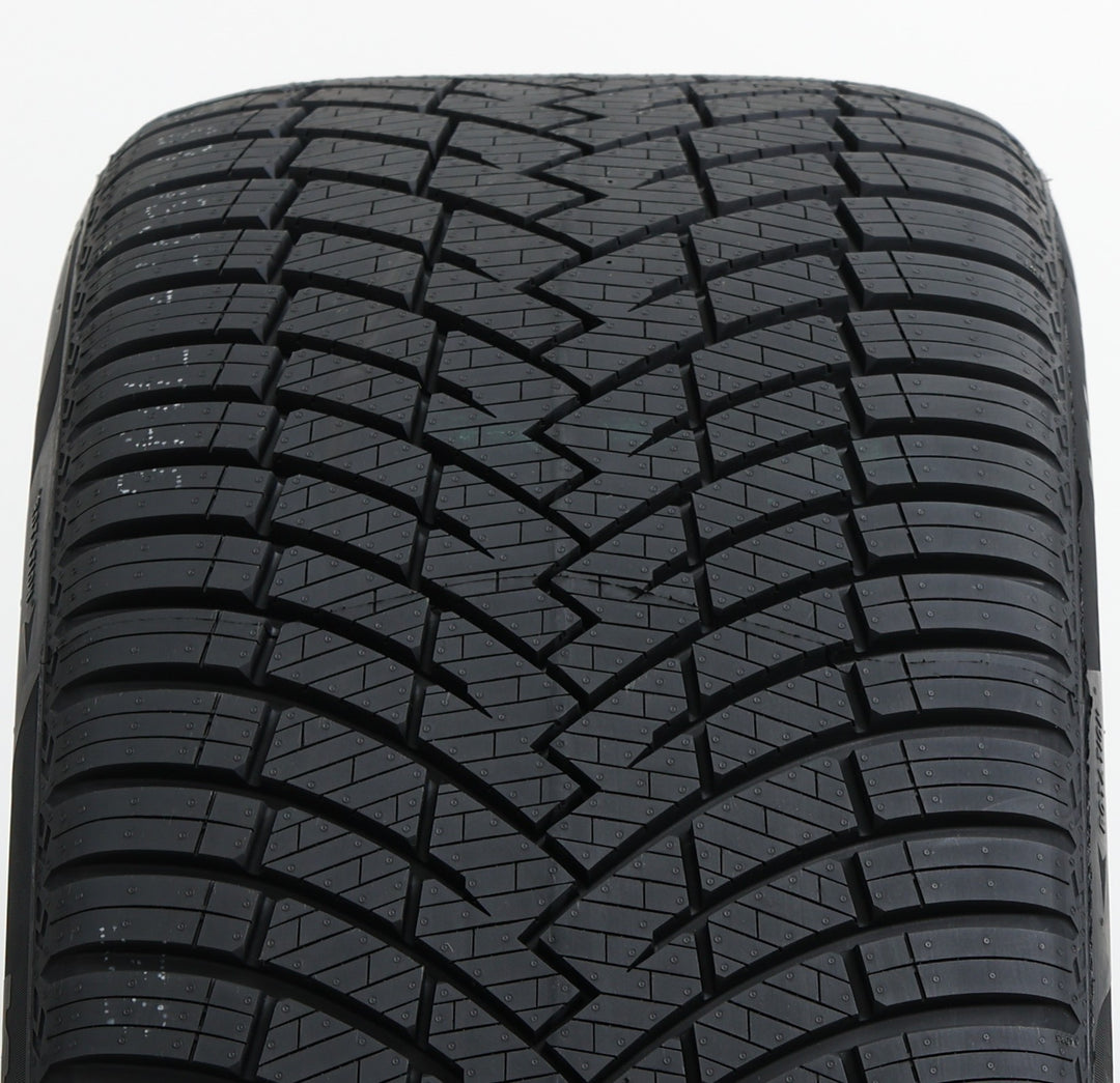 Pirelli Scorpion WeatherActive 225/55R18 98H All Weather Tire