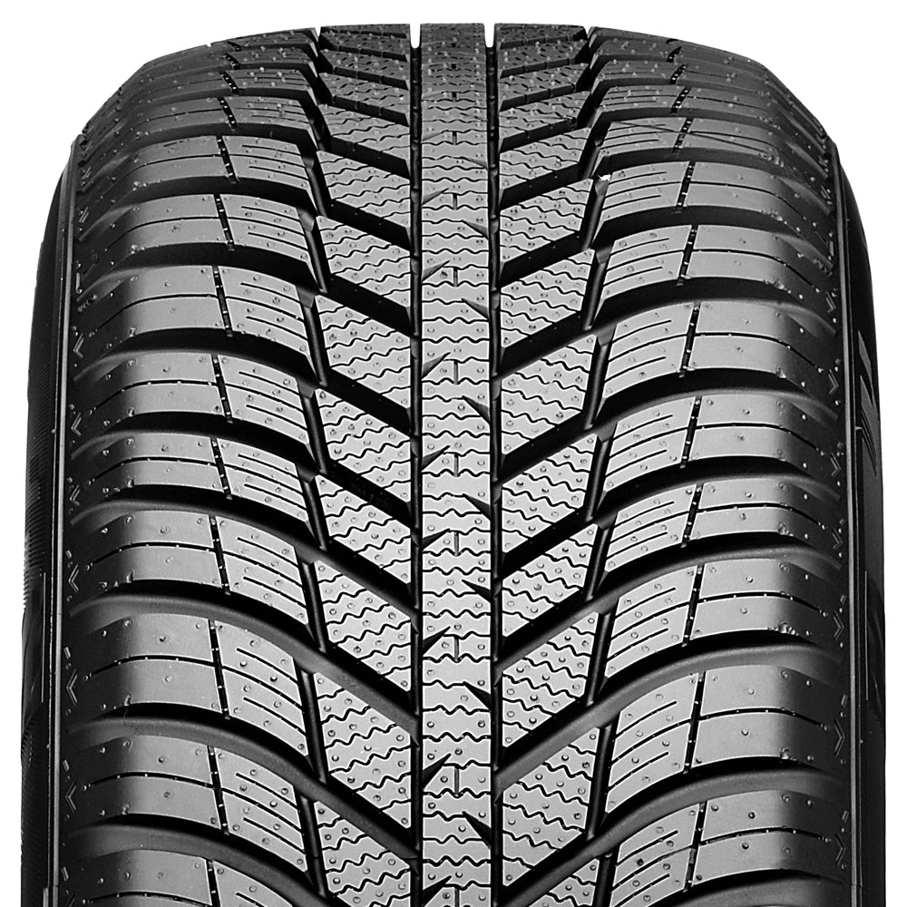 Nexen N'blue 4 Season 215/70R16 100H RBL All Season Tire