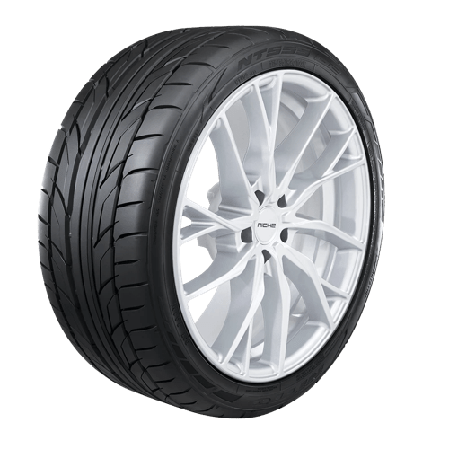 NITTO NT555 G2 265/35ZR19 93W COMPETITION TIRE